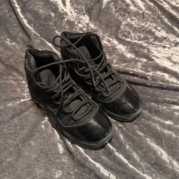 Jordan 11 Retro - Gamma Blue